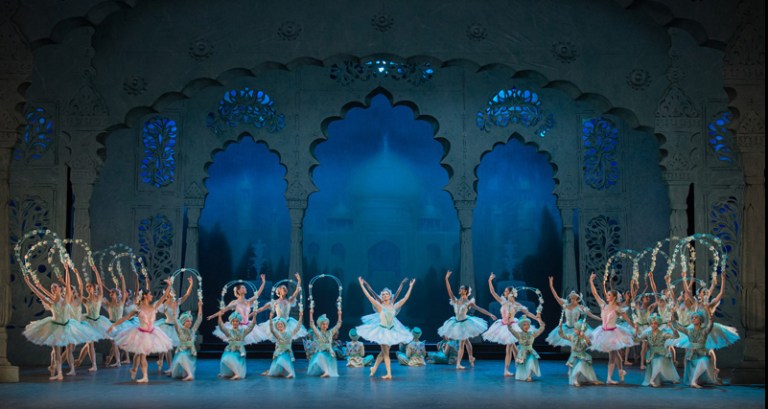 la Corsaire White