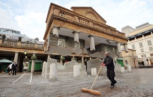 1412259203734_wps_4_The_new_hovering_artwork_